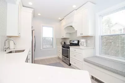 141 Adams St #2, New Bedford, MA 02746 - Photo 1