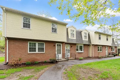 4 Nichols St #3, Holden, MA 01522 - Photo 1