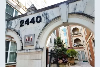 2440 Massachusetts Avenue #7, Cambridge, MA 02140 - Photo 1