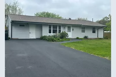 19 Lazywood Ln, Swansea, MA 02777 - Photo 1