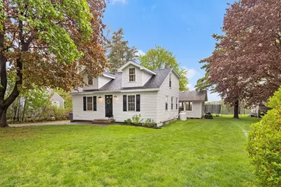 396 Hollis Rd, Lunenburg, MA 01462 - Photo 1