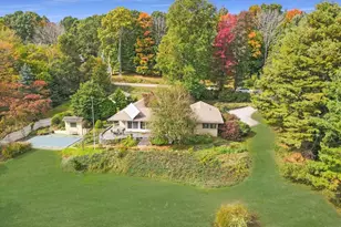 156 Lakeshore Rd, Boxford, MA 01921 - Photo 1