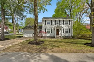 39 Harland Rd, Waltham, MA 02453 - Photo 1