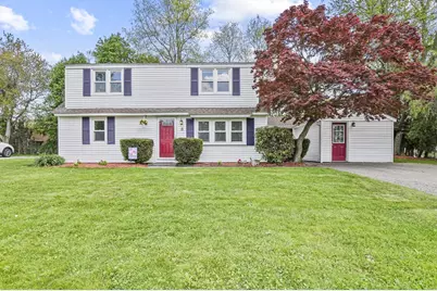 8 Bellridge Dr, Shrewsbury, MA 01545 - Photo 1