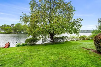 18 Hamilton Rd #104, Arlington, MA 02474 - Photo 1