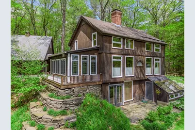 84 E Taylor Hill Rd, Montague, MA 01351 - Photo 1