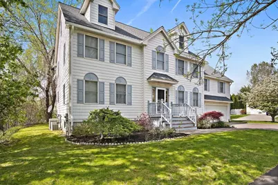 8 Old Farm Rd, Woburn, MA 01801 - Photo 1