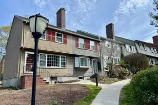 21 Hawser Ln, Swampscott, MA 01907 - Photo 1