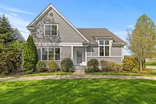 8 Sandstone Dr, Medway, MA 02053 - Photo 1