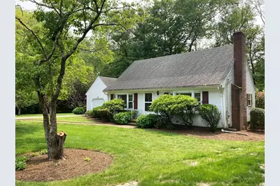 68 Briarbrook Dr, Seekonk, MA 02771 - Photo 1