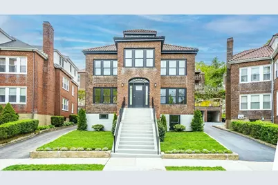 140 Columbia St #2, Brookline, MA 02446 - Photo 1