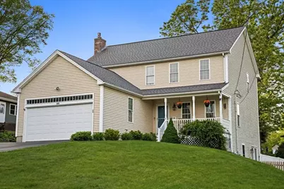 20 Briarcliff Dr, Auburn, MA 01501 - Photo 1