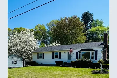 4 Murray Ave, Auburn, MA 01501 - Photo 1