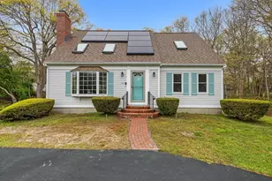 22 Woodside Dr, Falmouth, MA 02536 - Photo 1