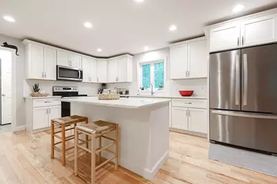 111 Arizona Ave, Holden, MA 01520 - Photo 1