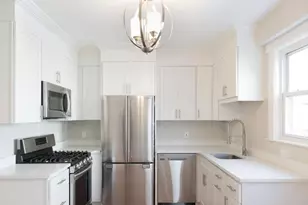 19 Avon Pl, Newton, MA 02458 - Photo 1