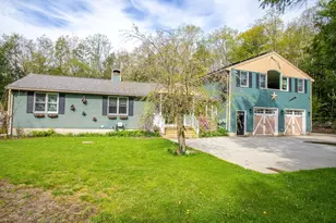 635 Royalston Rd, Phillipston, MA 01331 - Photo 1