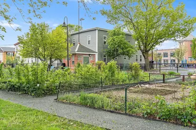 7 Reeds Ct #1, Somerville, MA 02145 - Photo 1