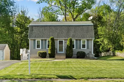9 Buckingham Ln, Haverhill, MA 01835 - Photo 1
