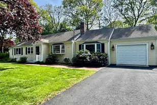 11 Masthead Ln, Barnstable, MA 02632 - Photo 1