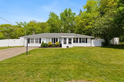 122 Royal Rd, Brockton, MA 02302 - Photo 1