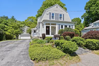 7 Warren Ave, Middleborough, MA 02346 - Photo 1