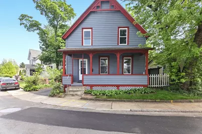 17 Manhattan St, Springfield, MA 01109 - Photo 1