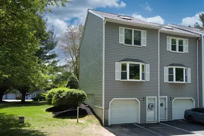 95 Tennis Plaza Rd #27, Dracut, MA 01826 - Photo 1