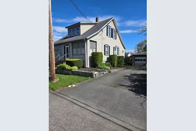 954 Glen St, New Bedford, MA 02745 - Photo 1