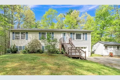 10 Vinton Rd, Sturbridge, MA 01566 - Photo 1