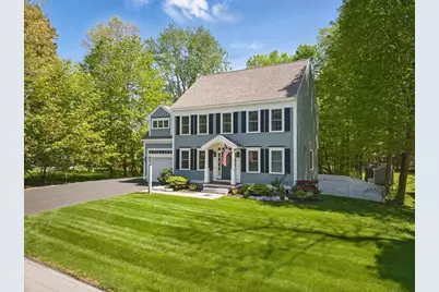 8 Elizabeth St, Amesbury, MA 01913 - Photo 1