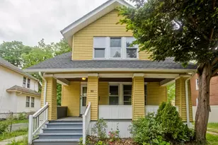 80 Rochelle St, Springfield, MA 01109 - Photo 1