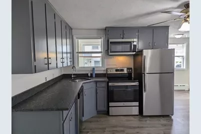 58 E Main St #1R, Webster, MA 01570 - Photo 1