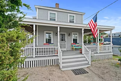 18 Marshfield Ave, Scituate, MA 02066 - Photo 1