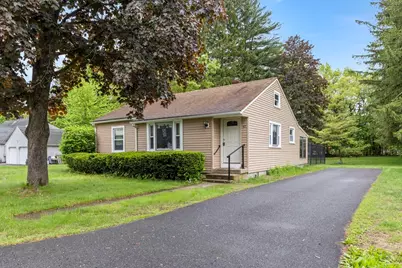 43 Pleasantview St, Ludlow, MA 01056 - Photo 1