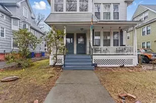 139-141 Magnolia Terrace, Springfield, MA 01108 - Photo 1