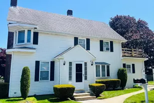 362 Wilbur Ave, Swansea, MA 02777 - Photo 1