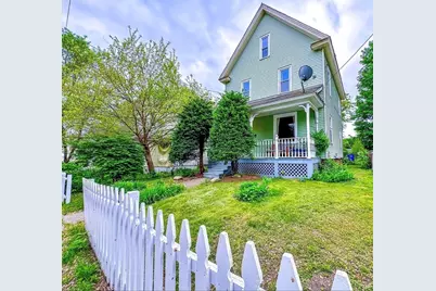 26 Finn St, Northampton, MA 01060 - Photo 1