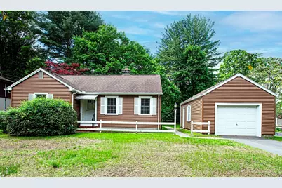 188 North Maple St, Northampton, MA 01062 - Photo 1