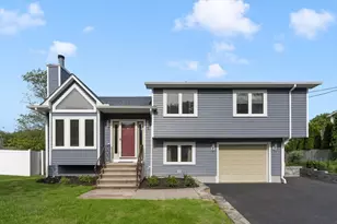 151 Mohawk Trail, Cranston, RI 02921 - Photo 1