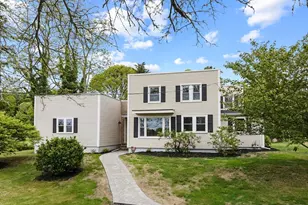 67 Great Neck Rd, Wareham, MA 02571 - Photo 1