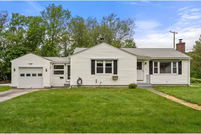 10 Sunset Dr, Northbridge, MA 01588 - Photo 1