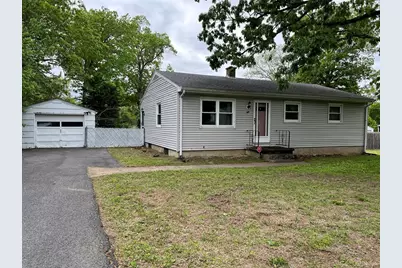 50 Feltham Rd, Springfield, MA 01118 - Photo 1