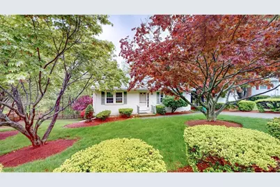 10 Briarwood Rd, Woburn, MA 01801 - Photo 1