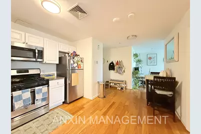 660 Cambridge St #403, Cambridge, MA 02141 - Photo 1