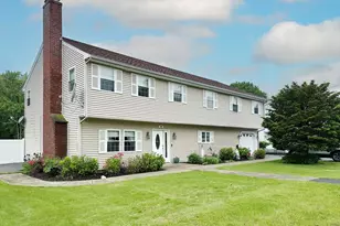 126 Lake St, Shrewsbury, MA 01545 - Photo 1