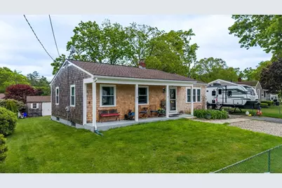 62 Greenbrier Dr., New Bedford, MA 02745 - Photo 1