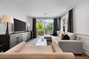 320 Middlesex Ave, Medford, MA 02155 - Photo 1