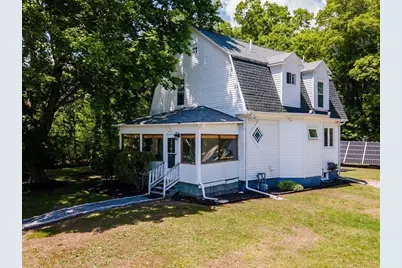 289 New Bedford Rd, Rochester, MA 02770 - Photo 1