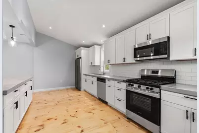 15-17 Harris St #2, Salem, MA 01970 - Photo 1